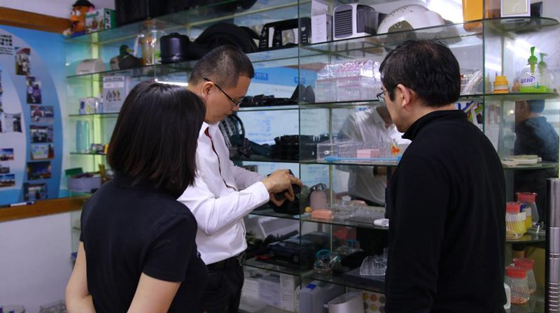 电子产品销售的秘诀：让你轻松变身销售高手